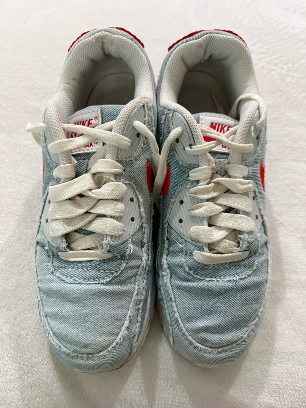 Nike Air Max 90 "Denim" sneaker frayed light-wash denim red Swoosh Men’s 9.5